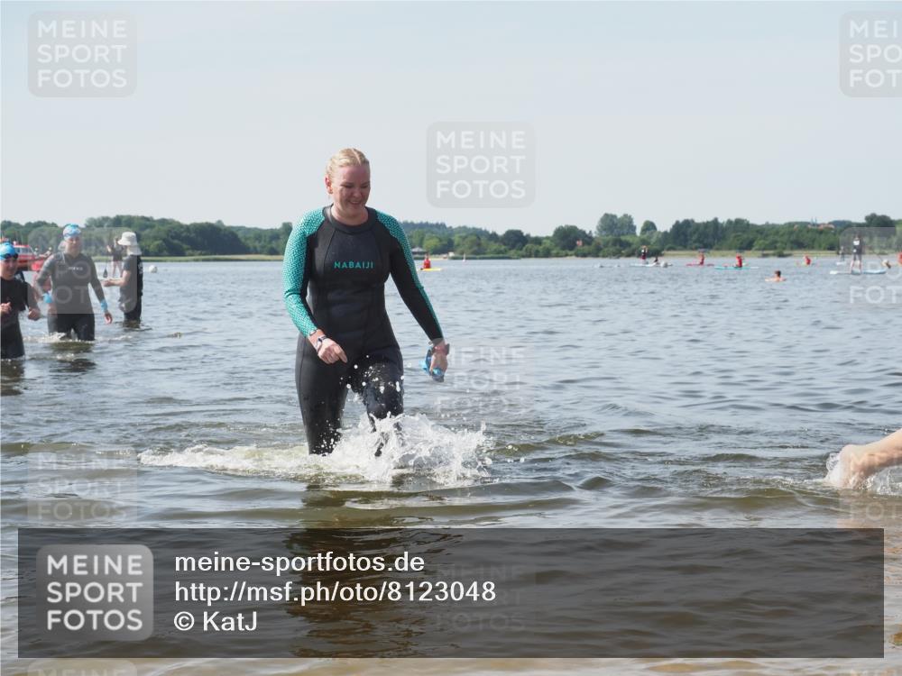 22.06.2025 - Viking Triathlon KatJ http://msf.ph/oto/8123048 22.06.2025 10:53:12 Schwimmen 165, 319, 470, 640 meine-sportfotos.de