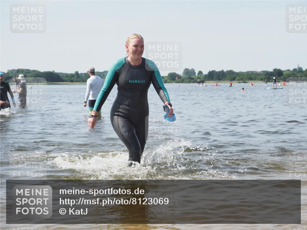 22.06.2025 - Viking Triathlon KatJ http://msf.ph/oto/8123069 22.06.2025 10:53:13 Schwimmen 165, 201, 319, 470, 640 meine-sportfotos.de