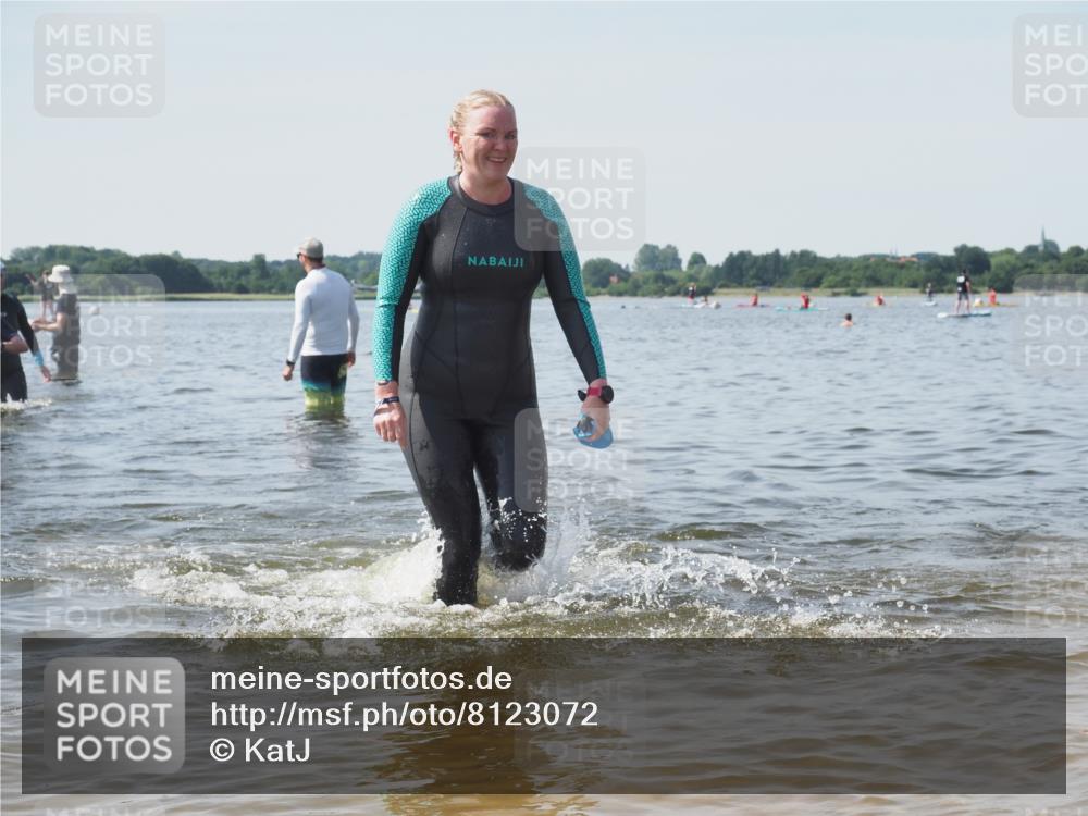 22.06.2025 - Viking Triathlon KatJ http://msf.ph/oto/8123072 22.06.2025 10:53:13 Schwimmen 165, 201, 319, 470, 640 meine-sportfotos.de