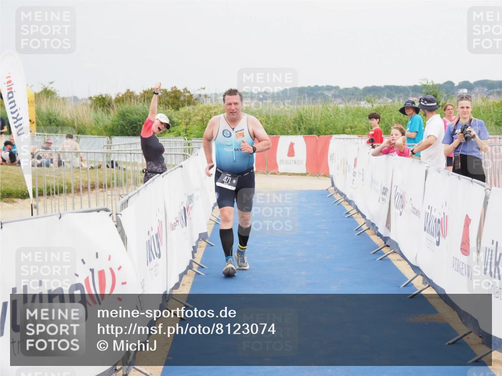 22.06.2025 - Viking Triathlon MichiJ http://msf.ph/oto/8123074 22.06.2025 17:07:36 Ziel 471 meine-sportfotos.de