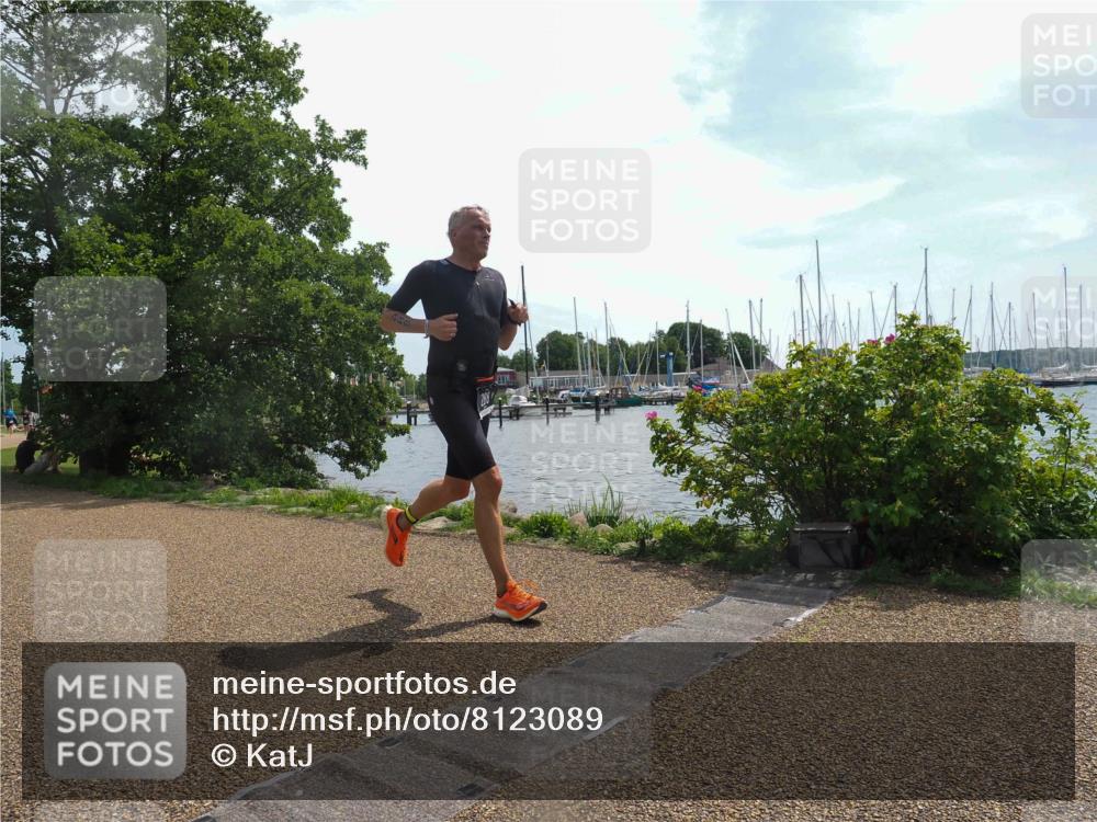 22.06.2025 - Viking Triathlon KatJ http://msf.ph/oto/8123089 22.06.2025 13:04:06 Laufen 288 meine-sportfotos.de