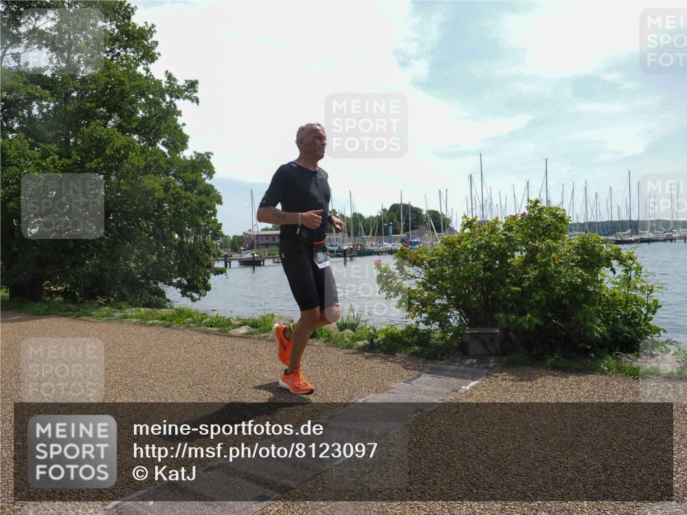 22.06.2025 - Viking Triathlon KatJ http://msf.ph/oto/8123097 22.06.2025 13:04:06 Laufen 288 meine-sportfotos.de