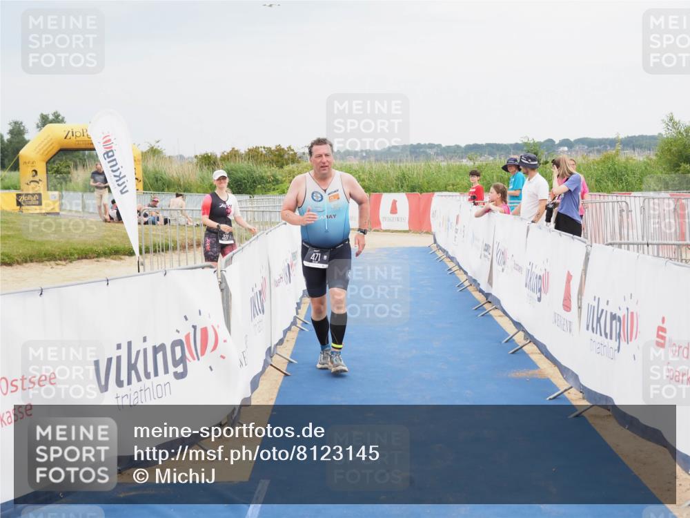22.06.2025 - Viking Triathlon MichiJ http://msf.ph/oto/8123145 22.06.2025 17:07:37 Ziel 471 meine-sportfotos.de