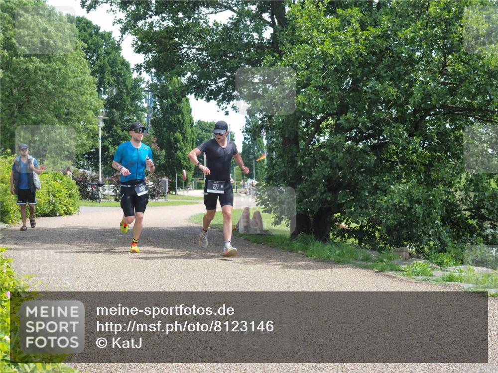 22.06.2025 - Viking Triathlon KatJ http://msf.ph/oto/8123146 22.06.2025 13:04:18 Laufen 271, 486 meine-sportfotos.de
