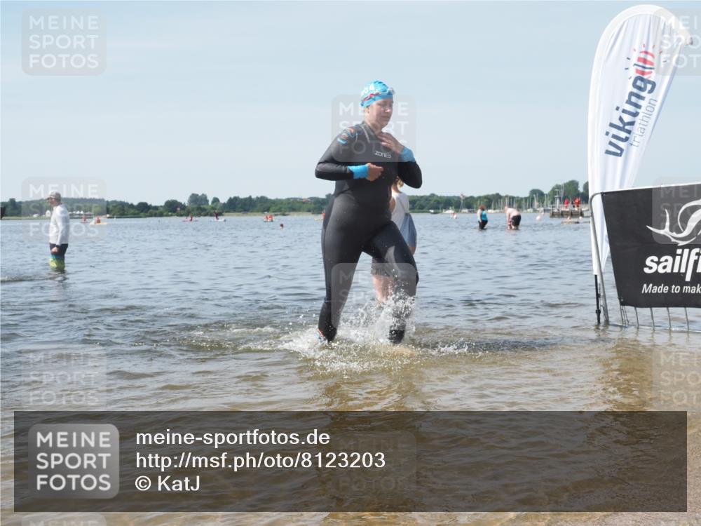22.06.2025 - Viking Triathlon KatJ http://msf.ph/oto/8123203 22.06.2025 10:53:24 Schwimmen 201, 241, 319 meine-sportfotos.de