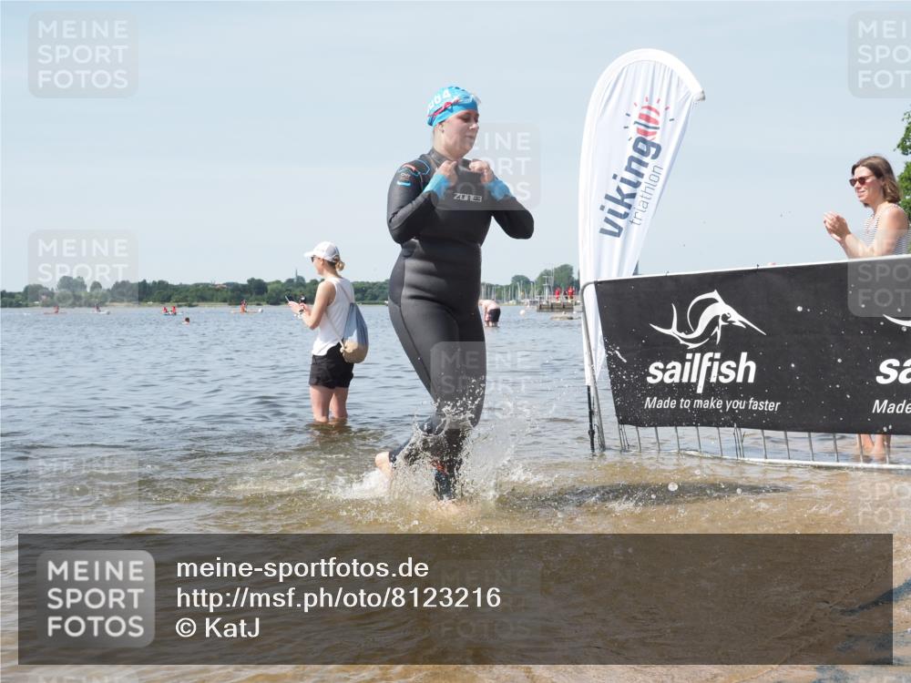 22.06.2025 - Viking Triathlon KatJ http://msf.ph/oto/8123216 22.06.2025 10:53:24 Schwimmen 201, 241, 319 meine-sportfotos.de