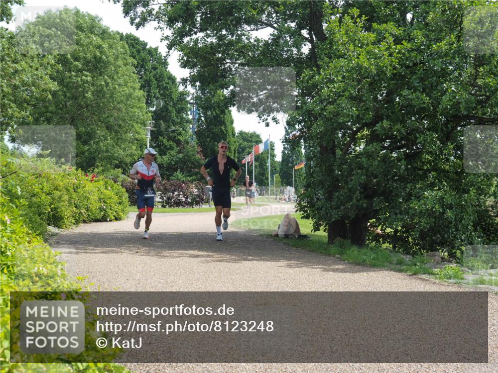 22.06.2025 - Viking Triathlon KatJ http://msf.ph/oto/8123248 22.06.2025 13:04:33 Laufen 229, 329 meine-sportfotos.de