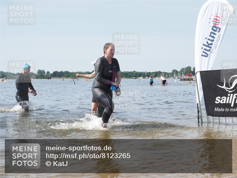 22.06.2025 - Viking Triathlon KatJ http://msf.ph/oto/8123265 22.06.2025 10:53:31 Schwimmen 201, 241 meine-sportfotos.de