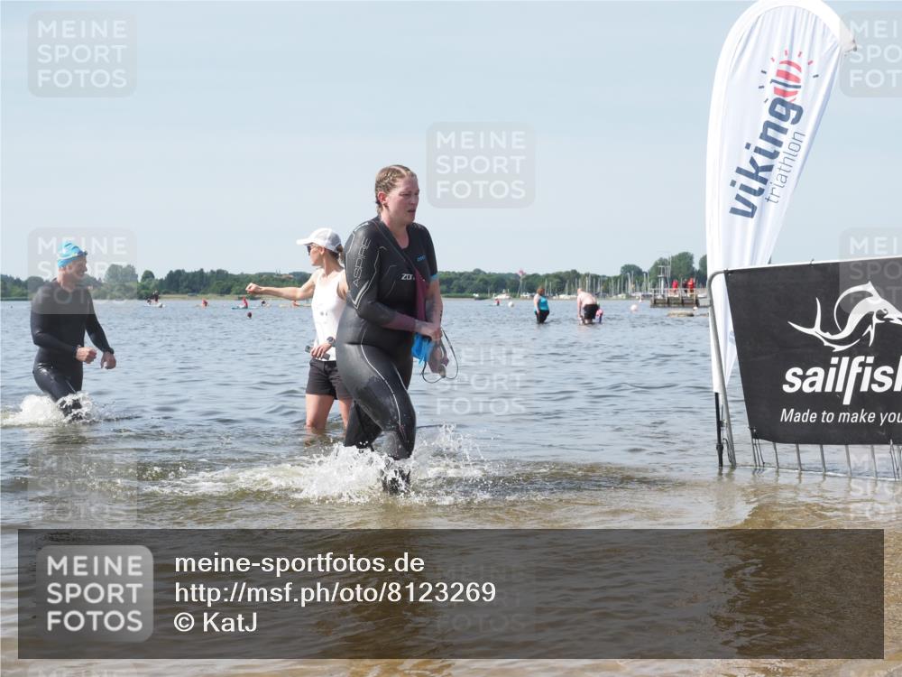 22.06.2025 - Viking Triathlon KatJ http://msf.ph/oto/8123269 22.06.2025 10:53:31 Schwimmen 201, 241 meine-sportfotos.de