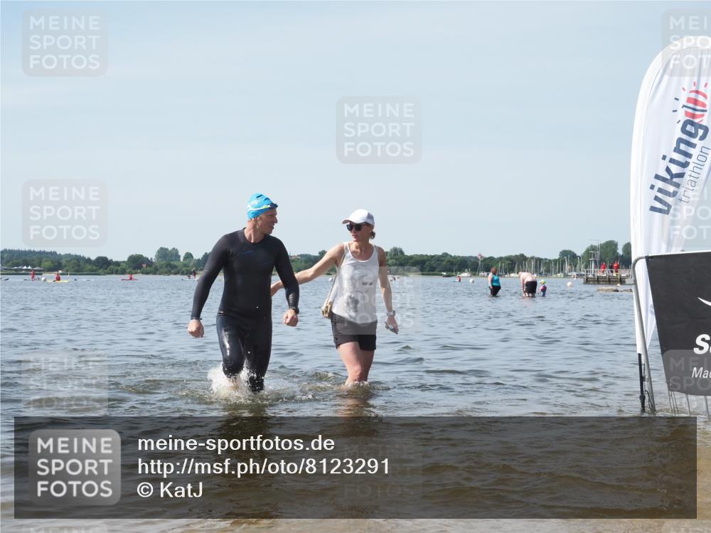 22.06.2025 - Viking Triathlon KatJ http://msf.ph/oto/8123291 22.06.2025 10:53:33 Schwimmen 201, 241 meine-sportfotos.de