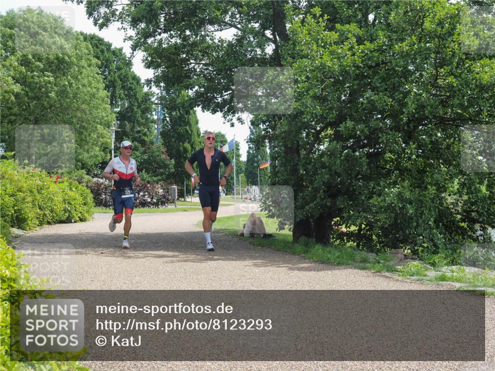 22.06.2025 - Viking Triathlon KatJ http://msf.ph/oto/8123293 22.06.2025 13:04:33 Laufen 229, 329 meine-sportfotos.de