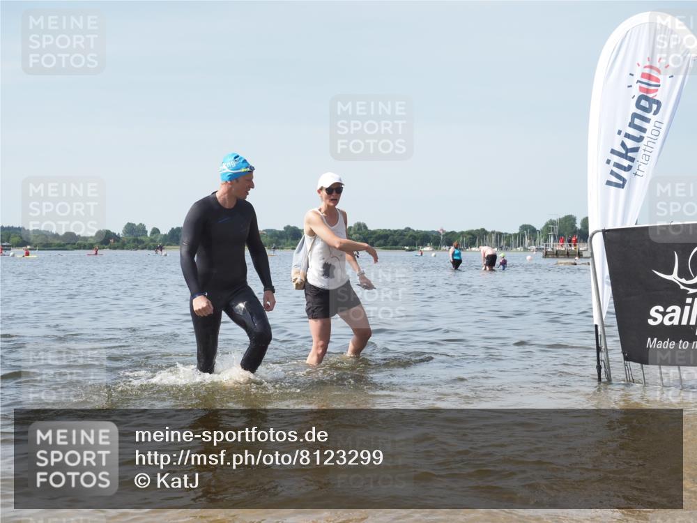 22.06.2025 - Viking Triathlon KatJ http://msf.ph/oto/8123299 22.06.2025 10:53:34 Schwimmen 201, 241 meine-sportfotos.de