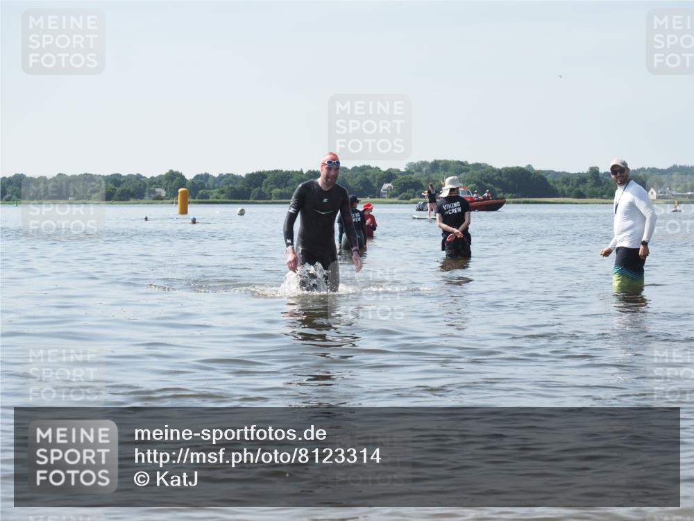 22.06.2025 - Viking Triathlon KatJ http://msf.ph/oto/8123314 22.06.2025 10:53:51 Schwimmen 634 meine-sportfotos.de