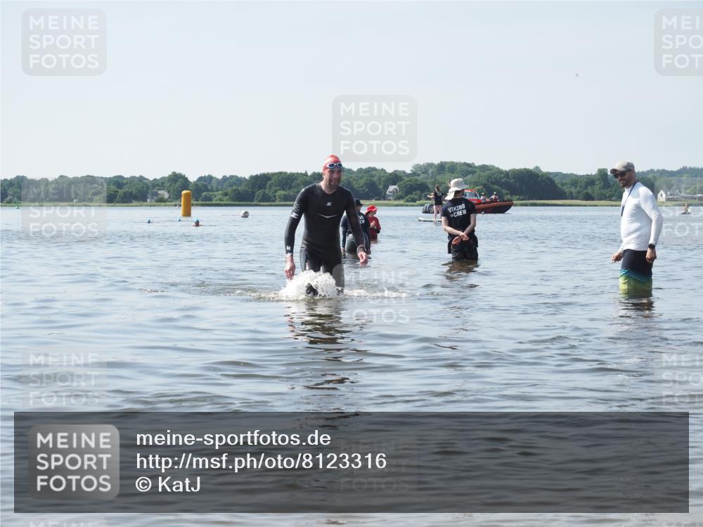 22.06.2025 - Viking Triathlon KatJ http://msf.ph/oto/8123316 22.06.2025 10:53:51 Schwimmen 634 meine-sportfotos.de
