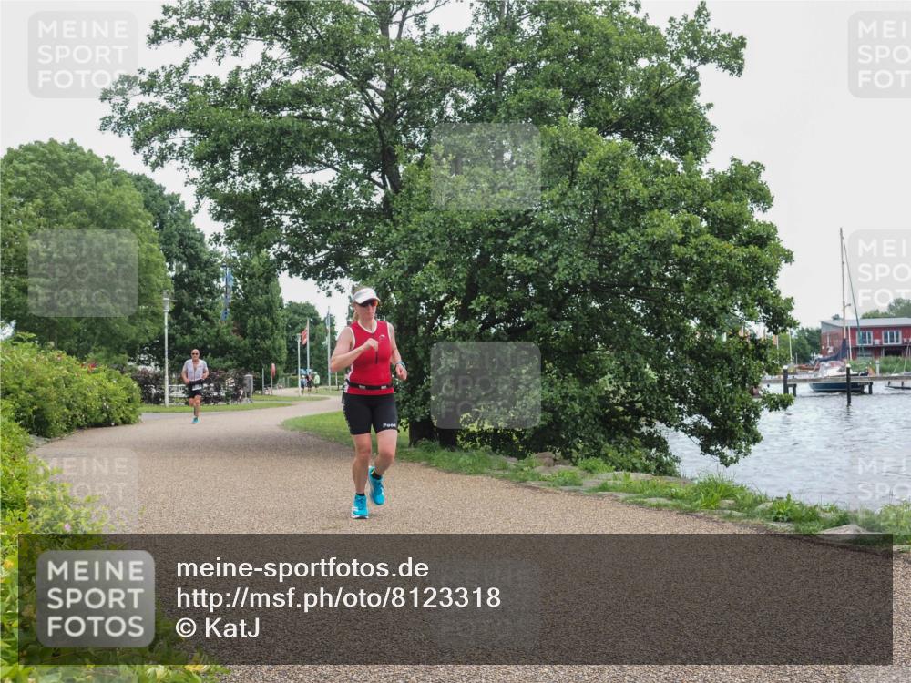 22.06.2025 - Viking Triathlon KatJ http://msf.ph/oto/8123318 22.06.2025 15:18:46 Laufen 336 meine-sportfotos.de