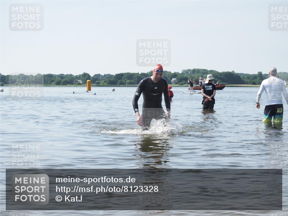 22.06.2025 - Viking Triathlon KatJ http://msf.ph/oto/8123328 22.06.2025 10:53:53 Schwimmen 634 meine-sportfotos.de