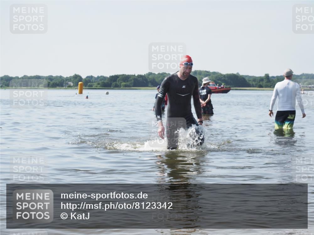 22.06.2025 - Viking Triathlon KatJ http://msf.ph/oto/8123342 22.06.2025 10:53:54 Schwimmen 634 meine-sportfotos.de
