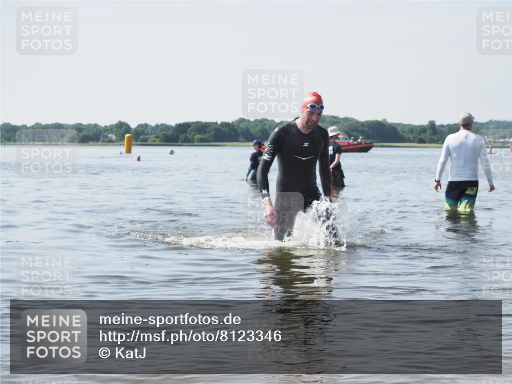 22.06.2025 - Viking Triathlon KatJ http://msf.ph/oto/8123346 22.06.2025 10:53:54 Schwimmen 634 meine-sportfotos.de