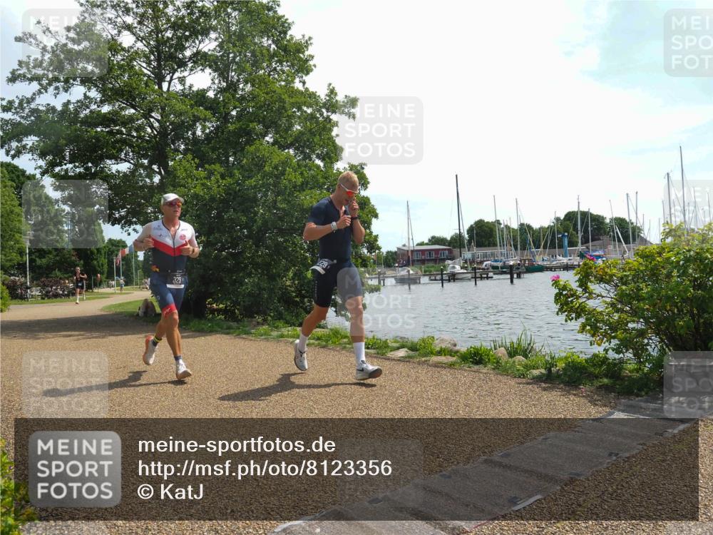 22.06.2025 - Viking Triathlon KatJ http://msf.ph/oto/8123356 22.06.2025 13:04:35 Laufen 229, 329 meine-sportfotos.de