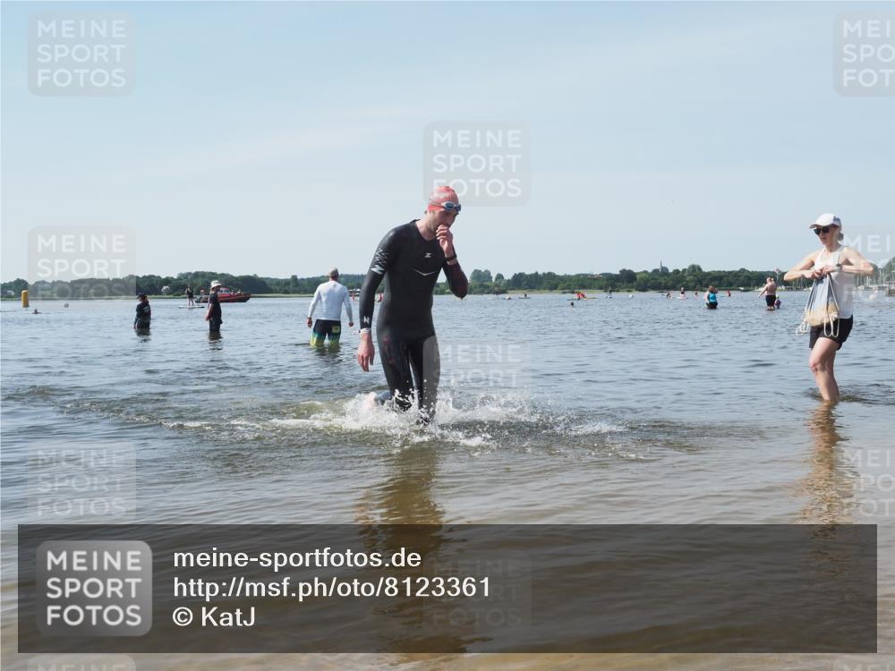 22.06.2025 - Viking Triathlon KatJ http://msf.ph/oto/8123361 22.06.2025 10:53:57 Schwimmen 634 meine-sportfotos.de