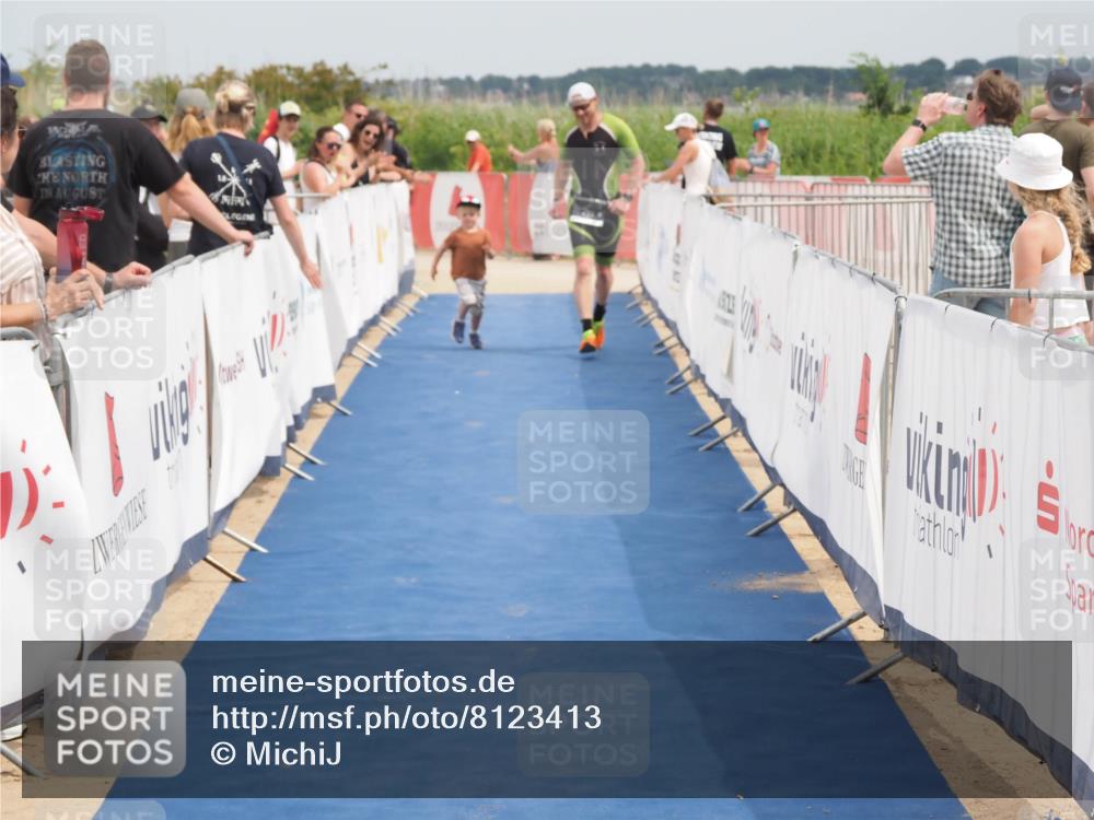 22.06.2025 - Viking Triathlon MichiJ http://msf.ph/oto/8123413 22.06.2025 15:14:29 Ziel 281 meine-sportfotos.de