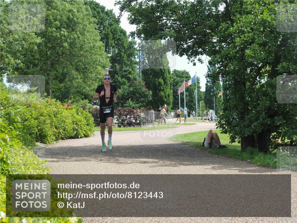 22.06.2025 - Viking Triathlon KatJ http://msf.ph/oto/8123443 22.06.2025 13:04:40 Laufen 203 meine-sportfotos.de