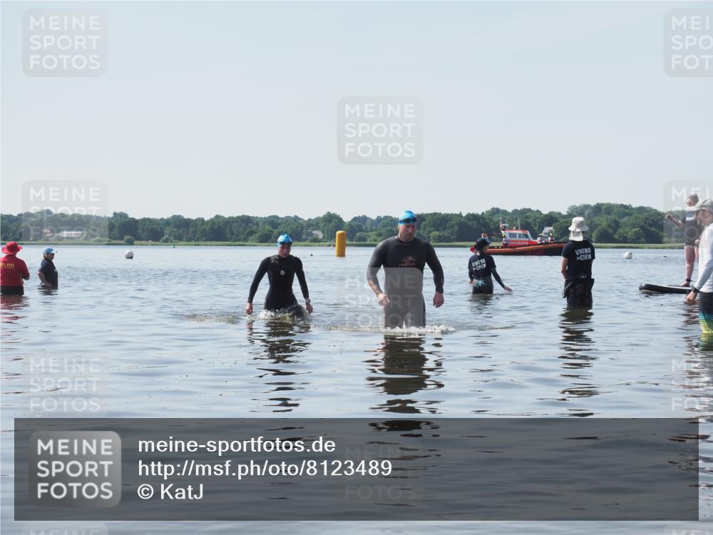 22.06.2025 - Viking Triathlon KatJ http://msf.ph/oto/8123489 22.06.2025 10:55:19 Schwimmen 246, 472 meine-sportfotos.de