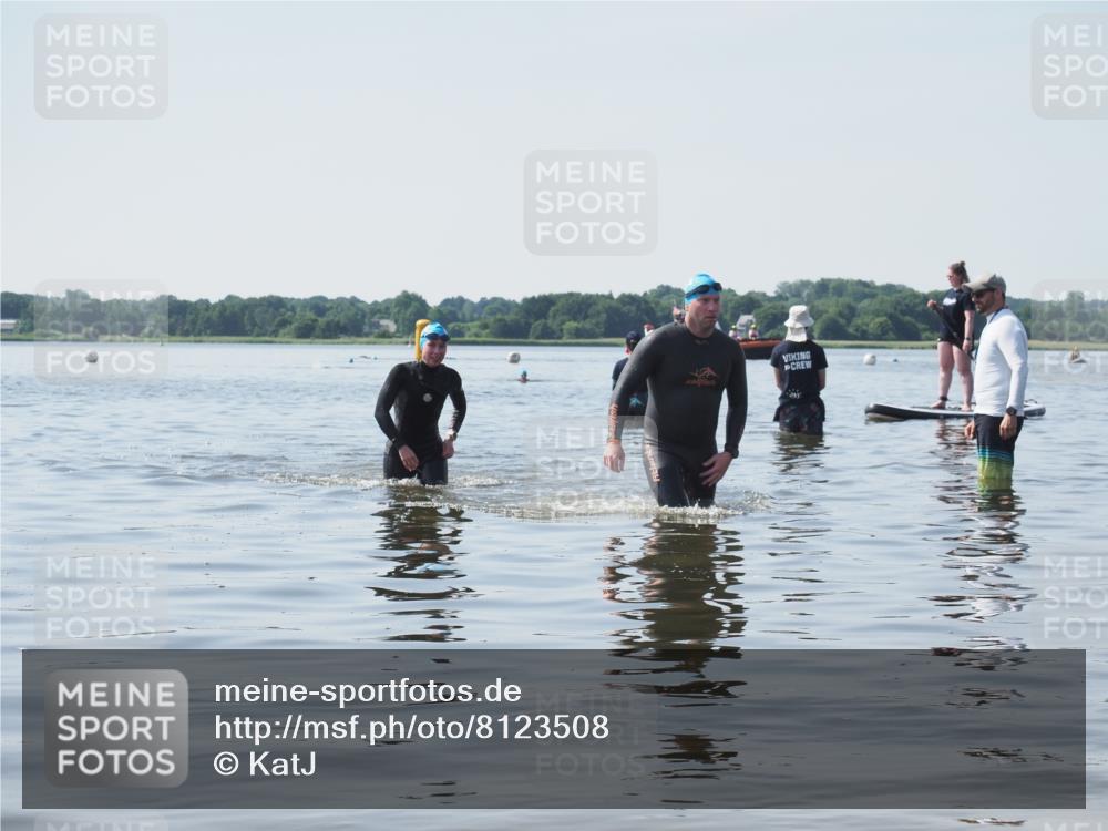 22.06.2025 - Viking Triathlon KatJ http://msf.ph/oto/8123508 22.06.2025 10:55:22 Schwimmen 246, 472 meine-sportfotos.de
