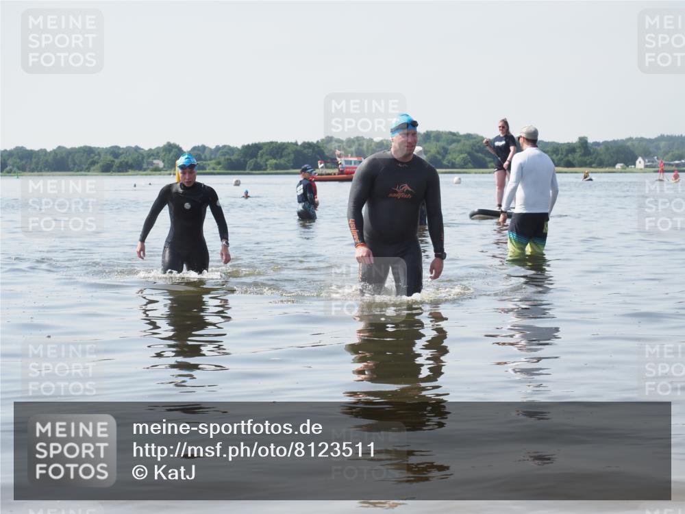 22.06.2025 - Viking Triathlon KatJ http://msf.ph/oto/8123511 22.06.2025 10:55:24 Schwimmen 246, 472 meine-sportfotos.de
