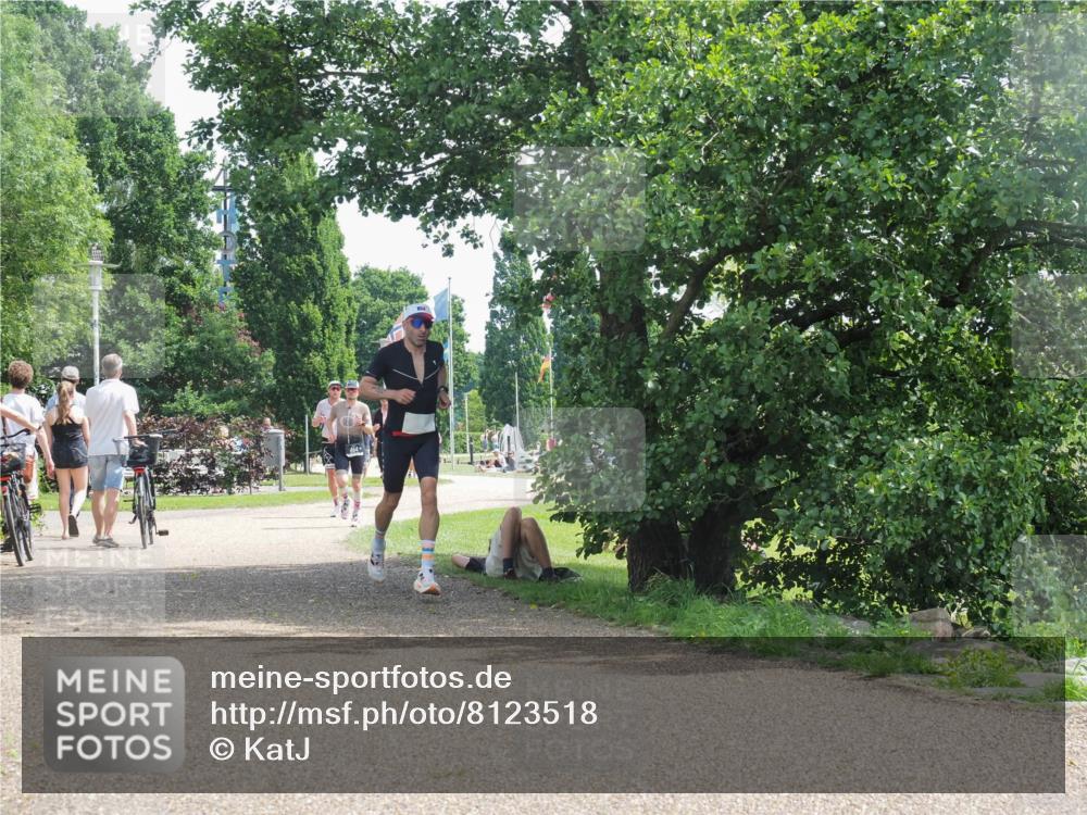 22.06.2025 - Viking Triathlon KatJ http://msf.ph/oto/8123518 22.06.2025 13:05:43 Laufen 125 meine-sportfotos.de