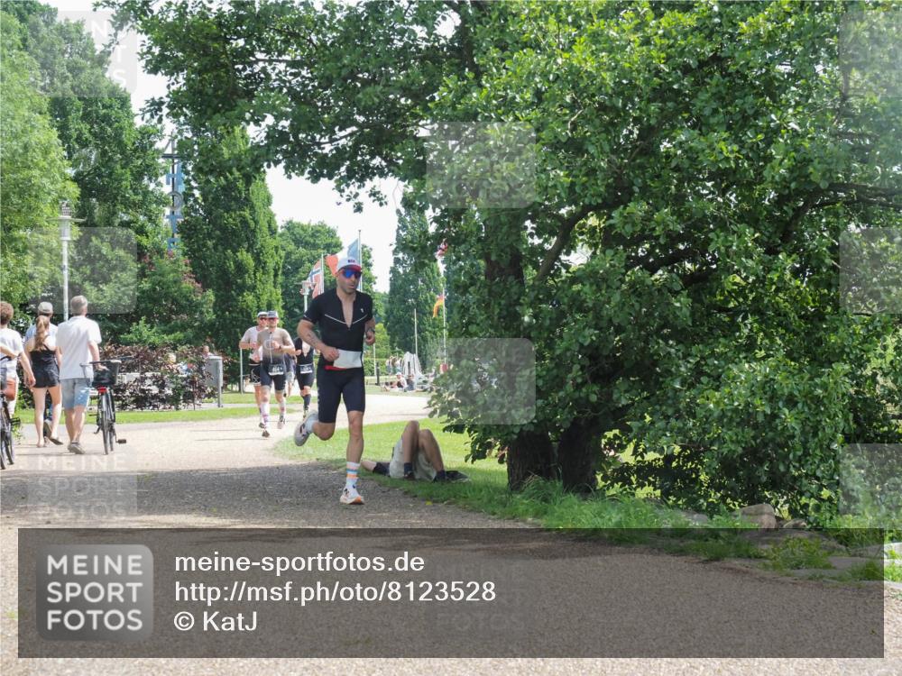 22.06.2025 - Viking Triathlon KatJ http://msf.ph/oto/8123528 22.06.2025 13:05:43 Laufen 125 meine-sportfotos.de
