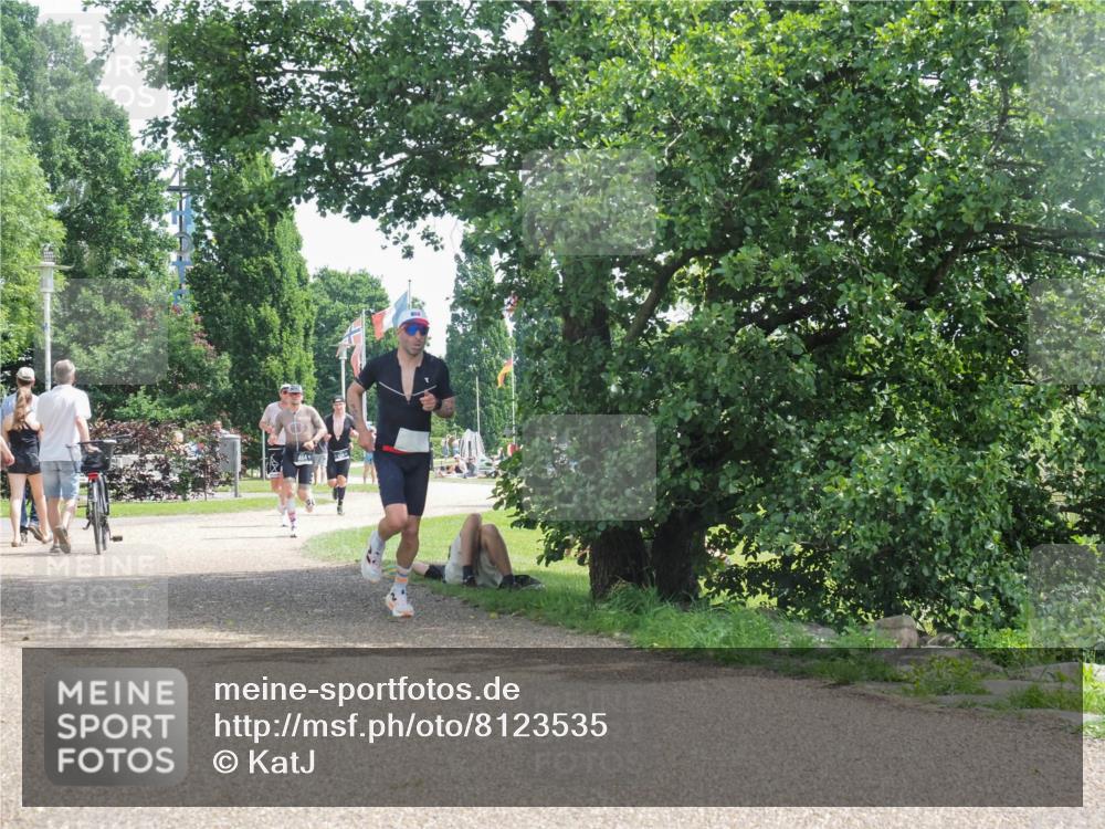 22.06.2025 - Viking Triathlon KatJ http://msf.ph/oto/8123535 22.06.2025 13:05:43 Laufen 125 meine-sportfotos.de