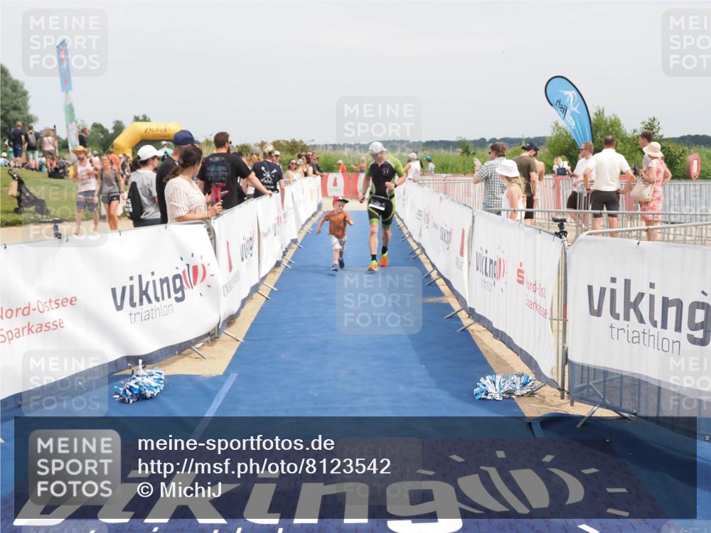22.06.2025 - Viking Triathlon MichiJ http://msf.ph/oto/8123542 22.06.2025 15:14:31 Ziel 281 meine-sportfotos.de
