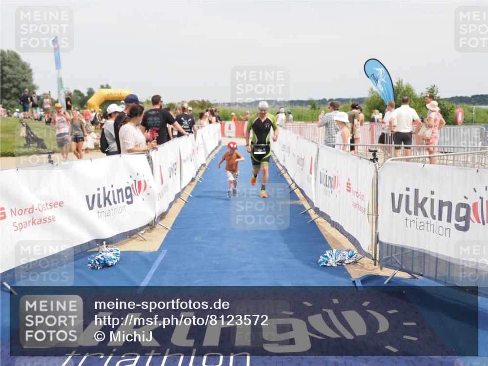 22.06.2025 - Viking Triathlon MichiJ http://msf.ph/oto/8123572 22.06.2025 15:14:31 Ziel 281 meine-sportfotos.de
