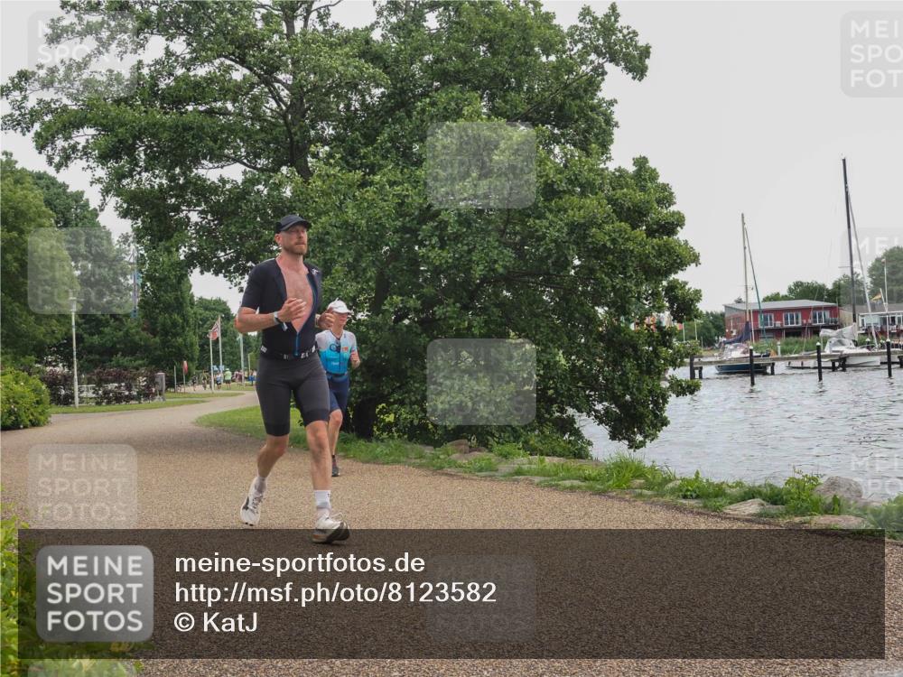 22.06.2025 - Viking Triathlon KatJ http://msf.ph/oto/8123582 22.06.2025 15:19:15 Laufen 154, 342 meine-sportfotos.de
