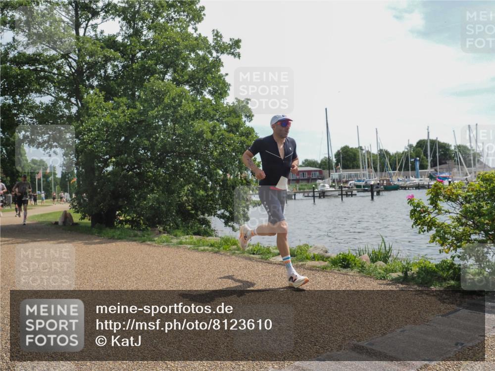 22.06.2025 - Viking Triathlon KatJ http://msf.ph/oto/8123610 22.06.2025 13:05:45 Laufen 125, 464 meine-sportfotos.de