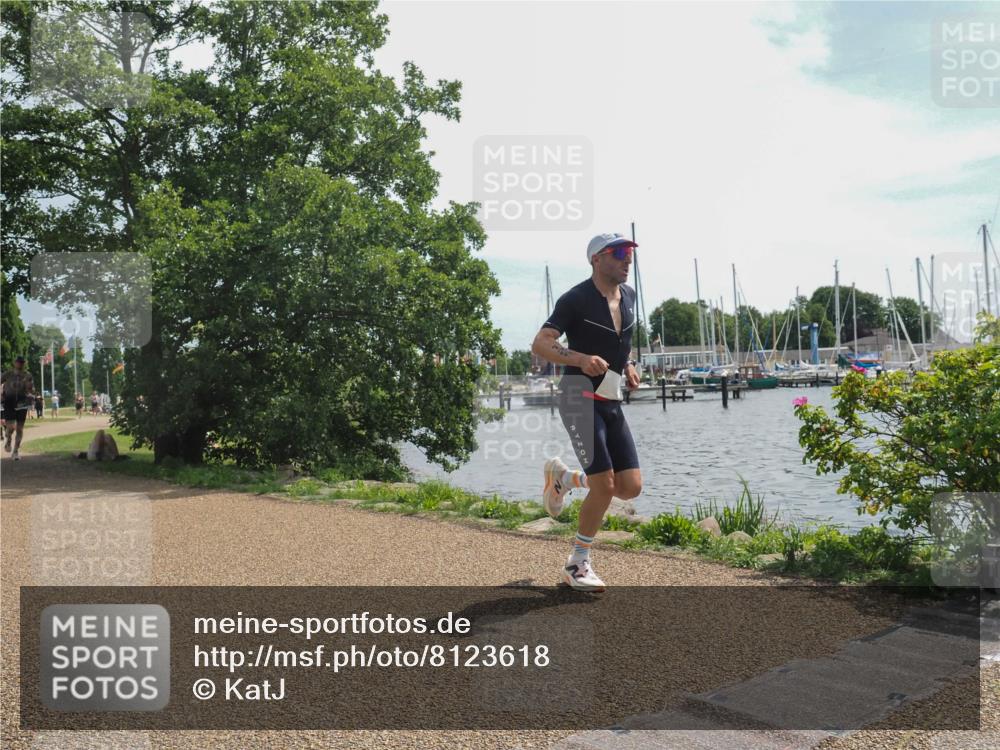 22.06.2025 - Viking Triathlon KatJ http://msf.ph/oto/8123618 22.06.2025 13:05:45 Laufen 125, 464 meine-sportfotos.de