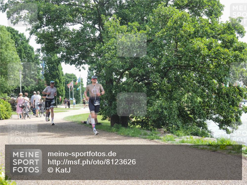 22.06.2025 - Viking Triathlon KatJ http://msf.ph/oto/8123626 22.06.2025 13:05:47 Laufen 125, 464, 510 meine-sportfotos.de