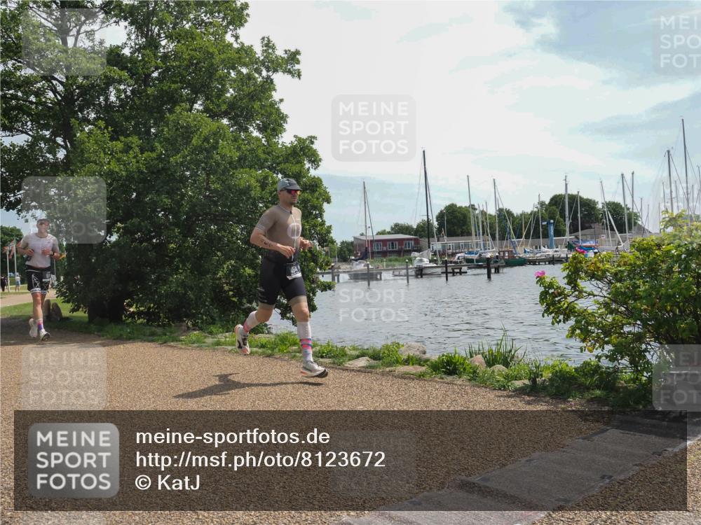 22.06.2025 - Viking Triathlon KatJ http://msf.ph/oto/8123672 22.06.2025 13:05:49 Laufen 464, 508, 510 meine-sportfotos.de