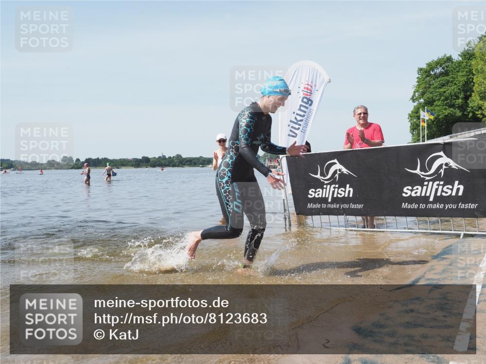 22.06.2025 - Viking Triathlon KatJ http://msf.ph/oto/8123683 22.06.2025 10:56:26 Schwimmen 499 meine-sportfotos.de
