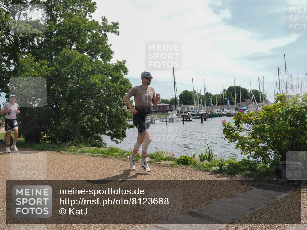 22.06.2025 - Viking Triathlon KatJ http://msf.ph/oto/8123688 22.06.2025 13:05:49 Laufen 464, 508, 510 meine-sportfotos.de