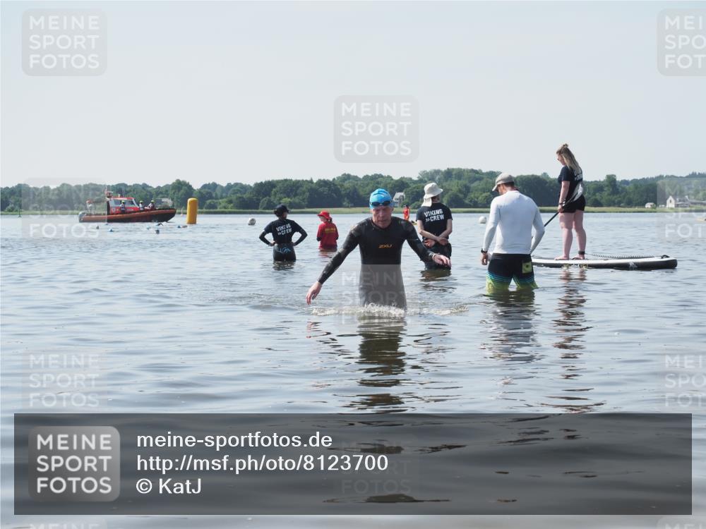 22.06.2025 - Viking Triathlon KatJ http://msf.ph/oto/8123700 22.06.2025 10:56:51 Schwimmen 363 meine-sportfotos.de