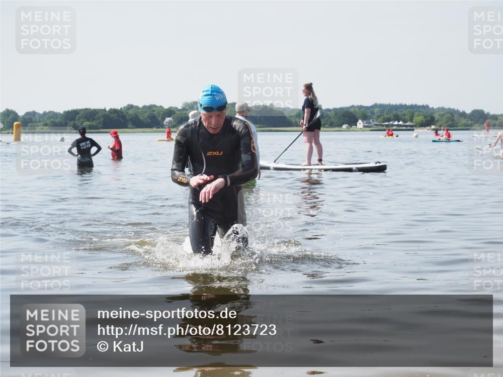 22.06.2025 - Viking Triathlon KatJ http://msf.ph/oto/8123723 22.06.2025 10:56:55 Schwimmen 363 meine-sportfotos.de