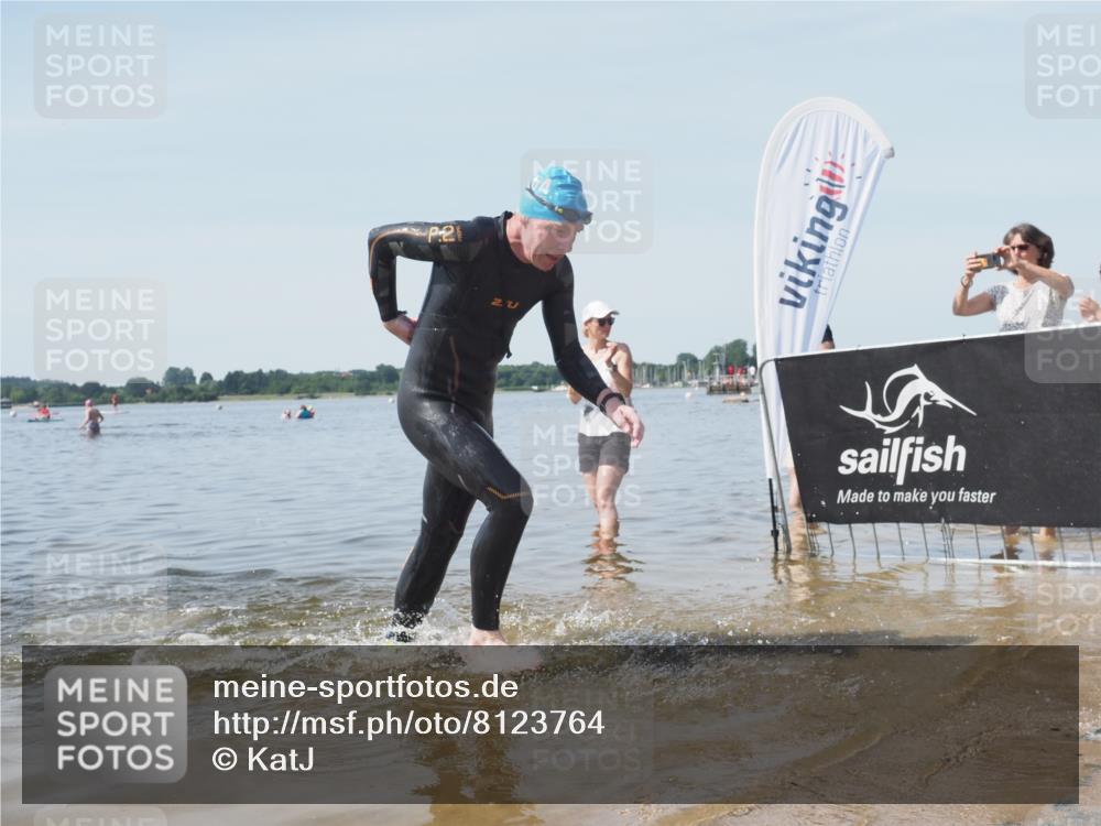 22.06.2025 - Viking Triathlon KatJ http://msf.ph/oto/8123764 22.06.2025 10:56:58 Schwimmen 363 meine-sportfotos.de
