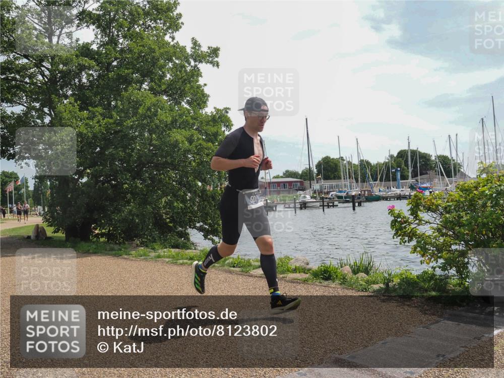 22.06.2025 - Viking Triathlon KatJ http://msf.ph/oto/8123802 22.06.2025 13:05:52 Laufen 508, 510 meine-sportfotos.de