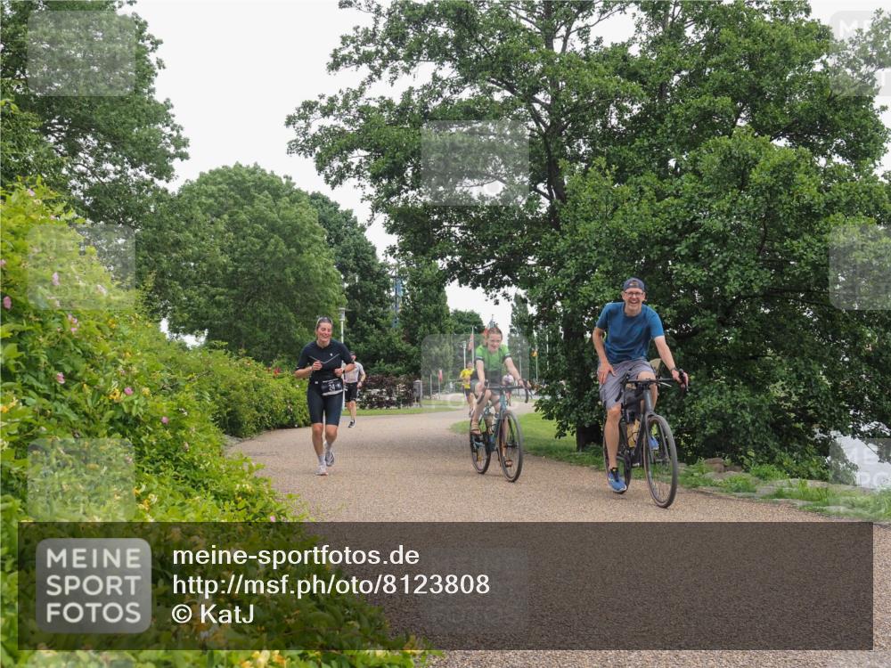 22.06.2025 - Viking Triathlon KatJ http://msf.ph/oto/8123808 22.06.2025 15:19:44 Laufen 24 meine-sportfotos.de