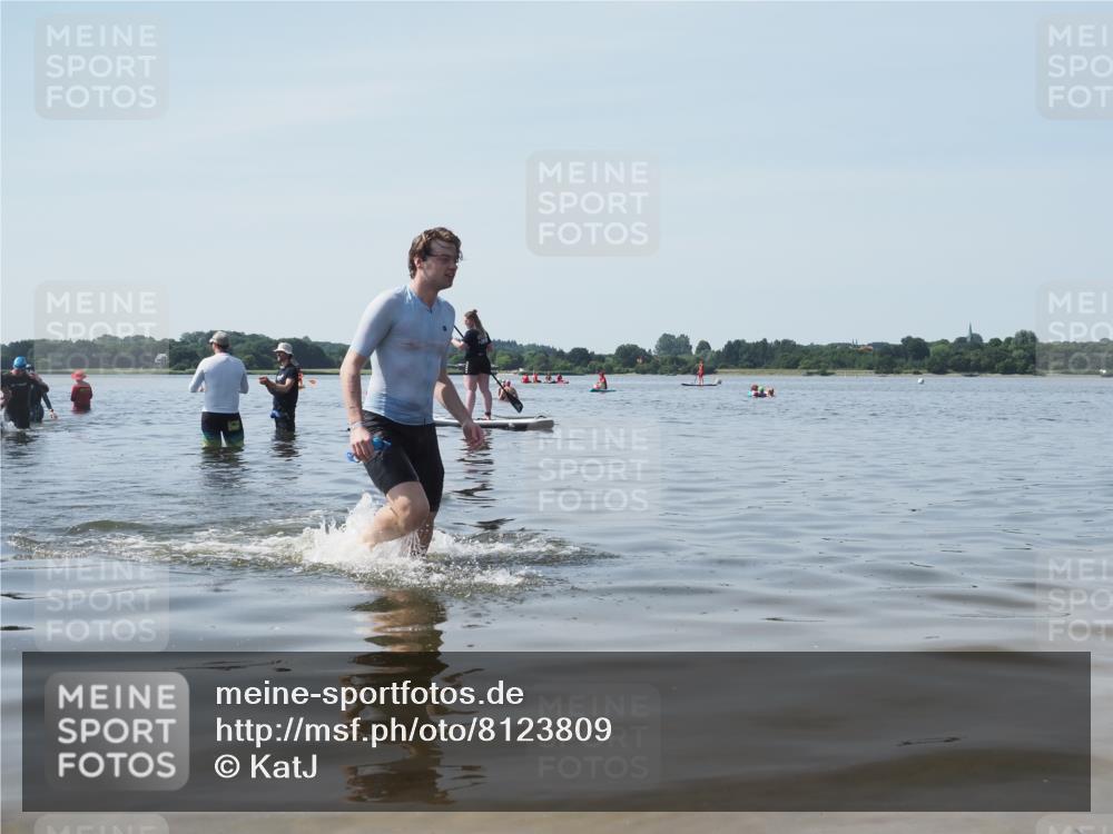 22.06.2025 - Viking Triathlon KatJ http://msf.ph/oto/8123809 22.06.2025 10:58:08 Schwimmen 357, 359, 403 meine-sportfotos.de