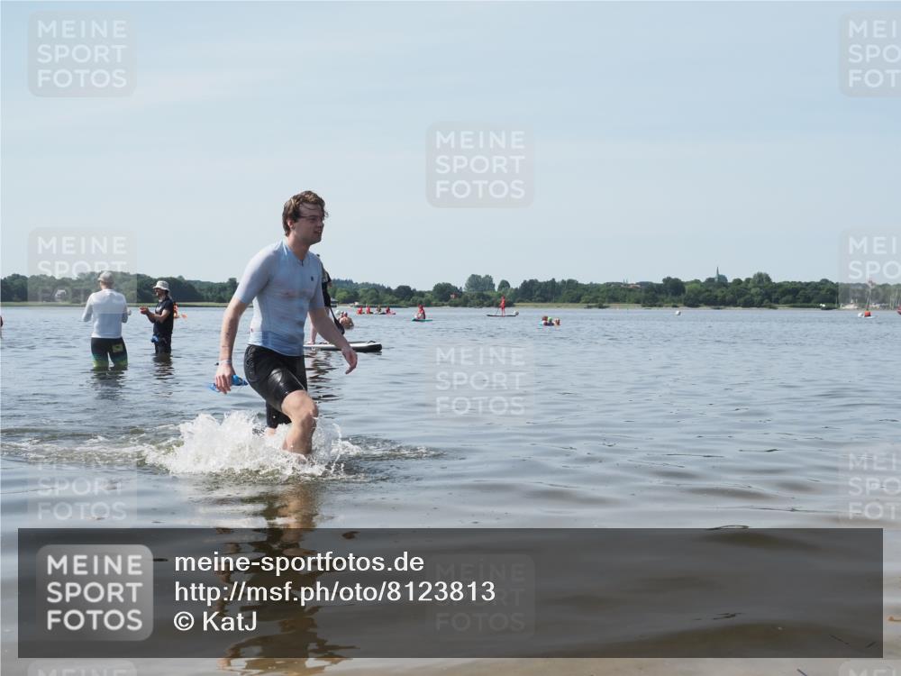 22.06.2025 - Viking Triathlon KatJ http://msf.ph/oto/8123813 22.06.2025 10:58:08 Schwimmen 357, 359, 403 meine-sportfotos.de