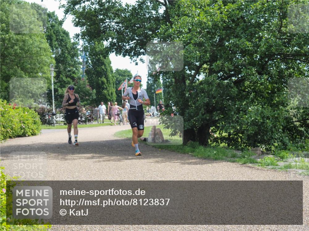 22.06.2025 - Viking Triathlon KatJ http://msf.ph/oto/8123837 22.06.2025 13:06:00 Laufen 30, 602 meine-sportfotos.de