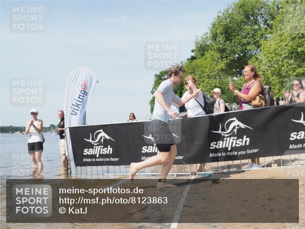 22.06.2025 - Viking Triathlon KatJ http://msf.ph/oto/8123863 22.06.2025 10:58:11 Schwimmen 357, 359, 403 meine-sportfotos.de